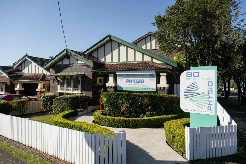 Benchmark Earlwood Jow 260828 4157