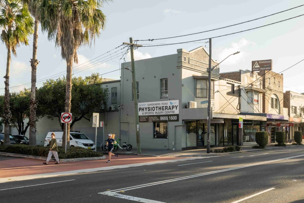 Benchmark Rosebery Jow 260828 4307